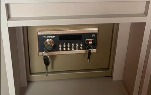 嵌入式保險箱安裝