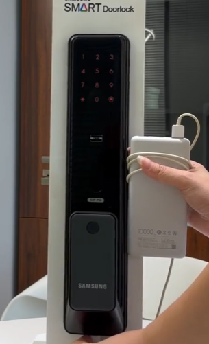 SAMSUNG(三星)