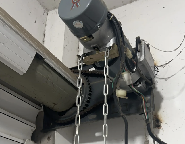 商業電動捲閘急救