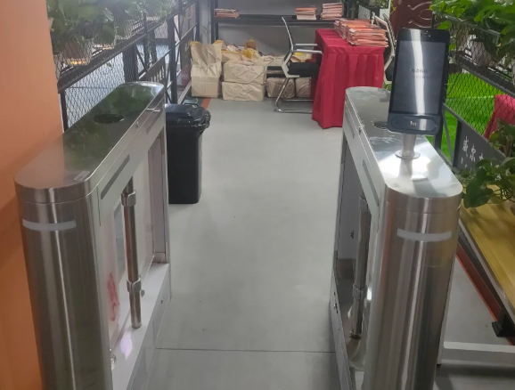行人閘機