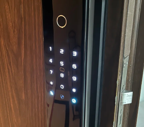 電子密碼鎖