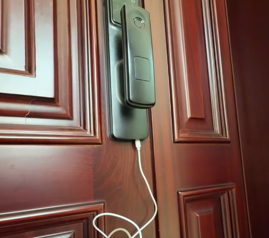 電子鎖無電，無損開鎖服務